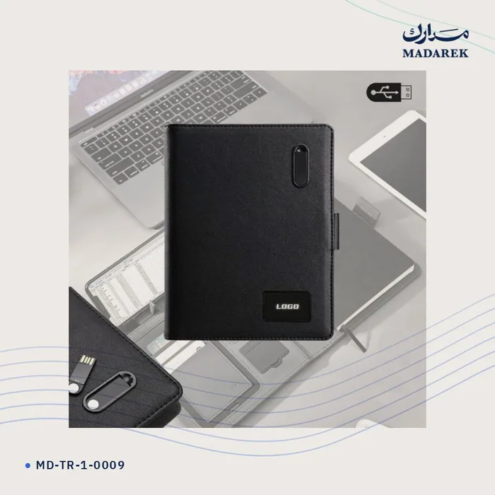منظم أعمال مع باوربانك — 8000 مللي أمبير/ساعة · 16 غيغابايت