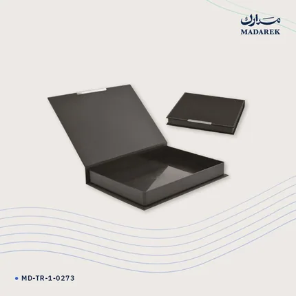 علبة هدايا — جلد حراري · 27.5×31.5×4 سم