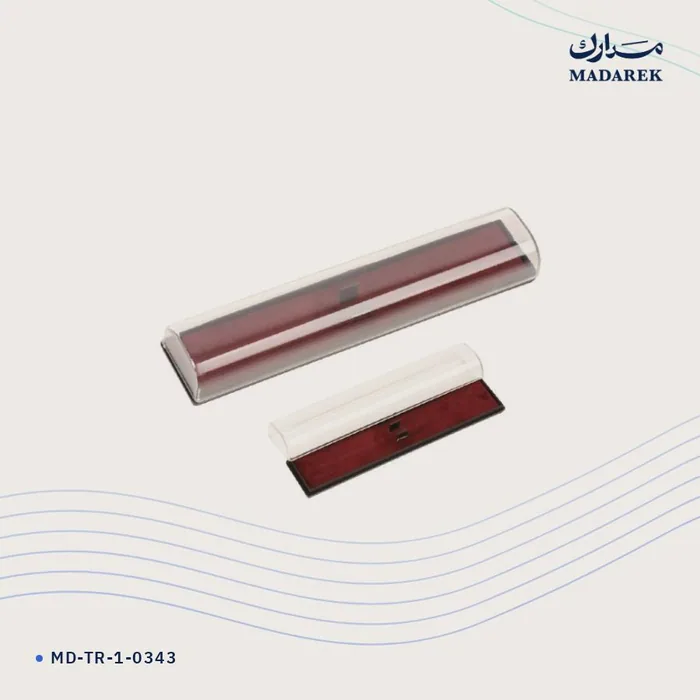 علبة أقلام — بلاستيك · مفرد