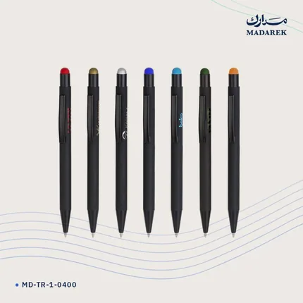 قلم حبر جاف — معدن · ملمس مطاطي