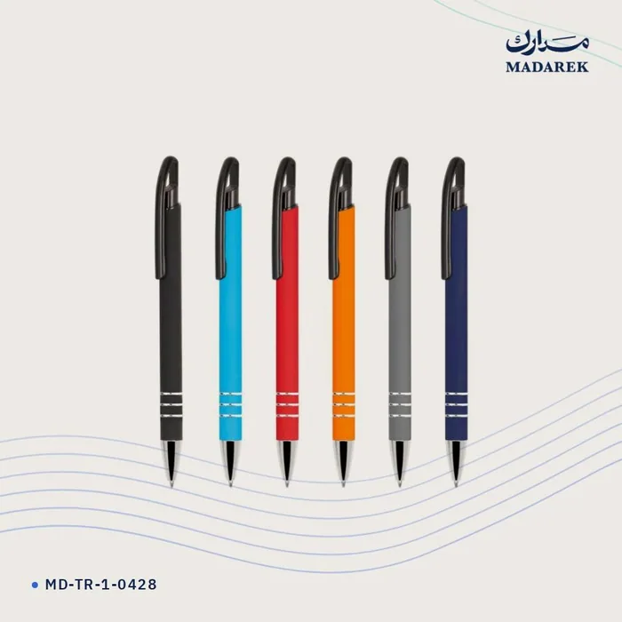 قلم حبر جاف — معدن · ملمس مطاطي