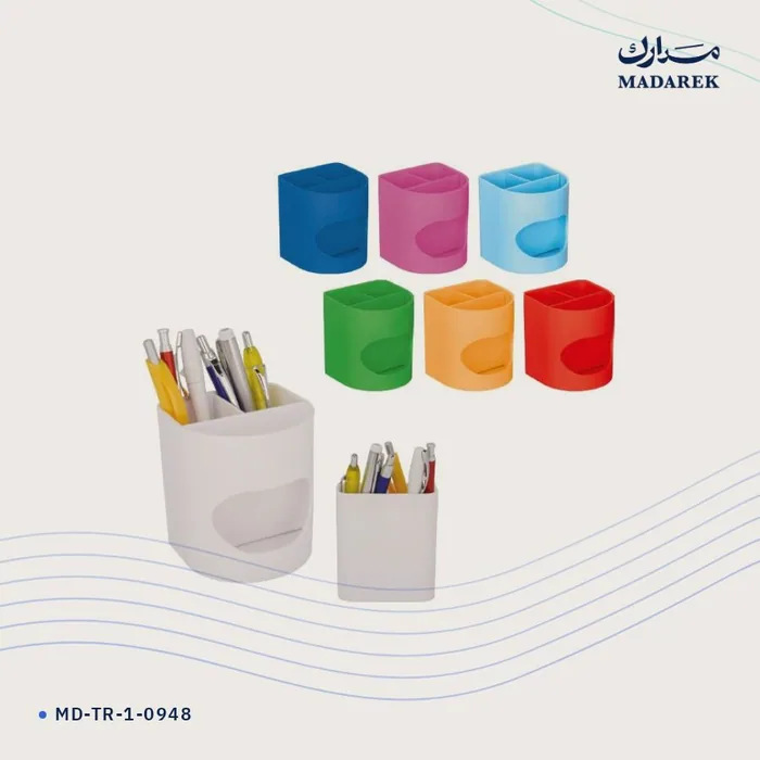 حامل أقلام — بلاستيك